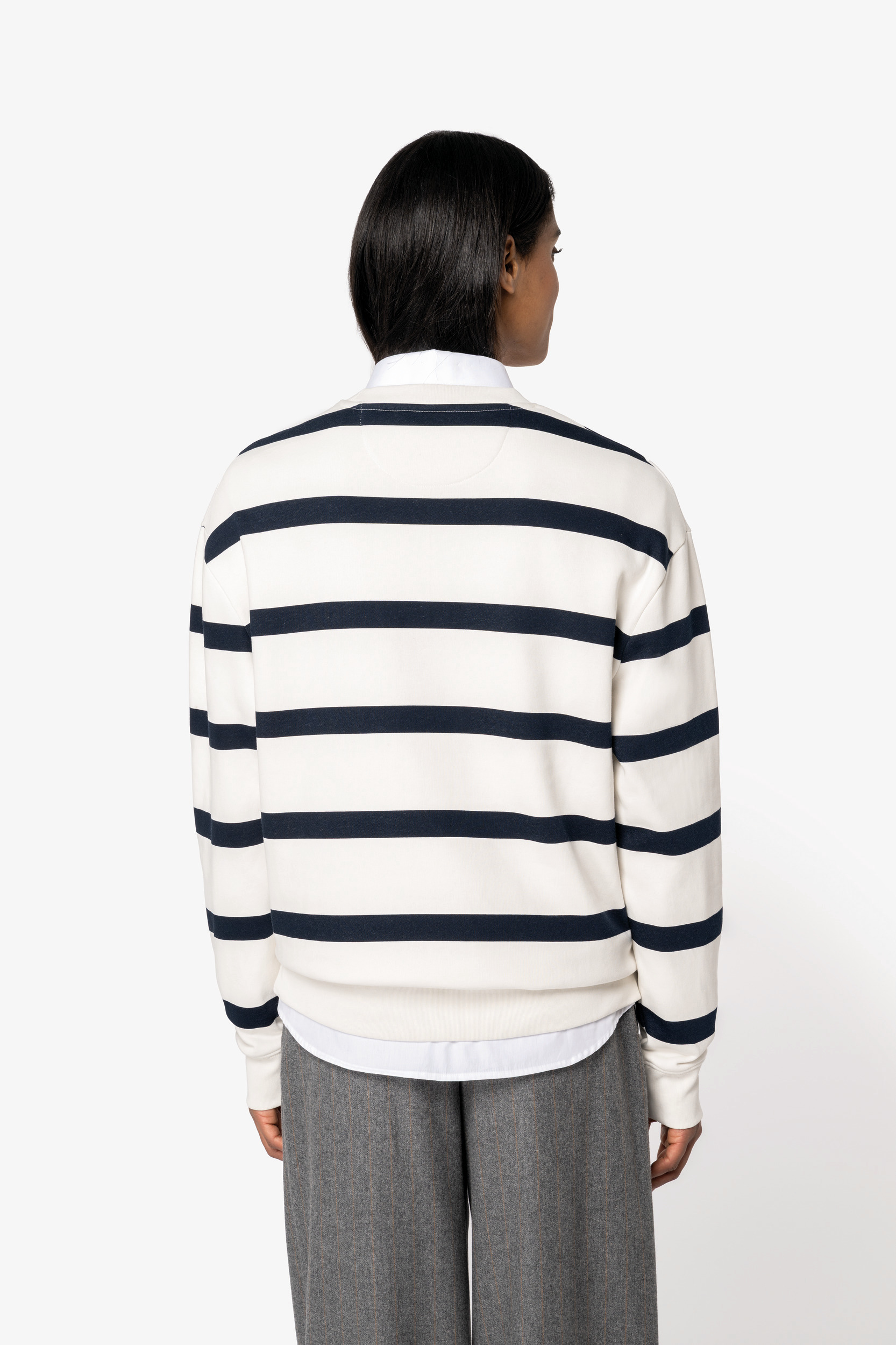 Ecologische gestreepte uniseks sweater met ronde hals en afhangende schouders