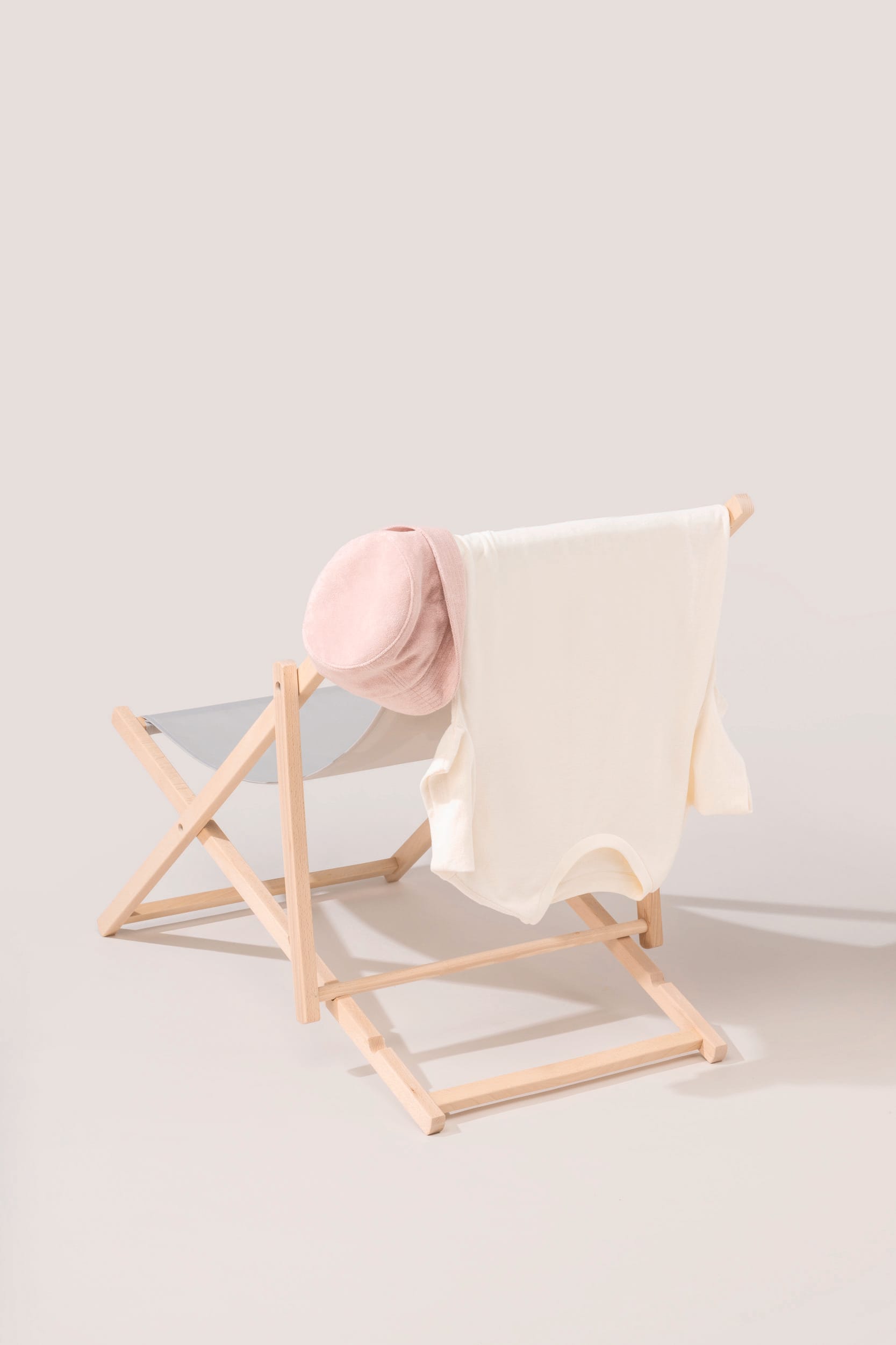 Vestido eco-responsável  em malha turca com ombros descaídos de senhora