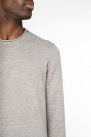 Pull en laine porté par un homme
