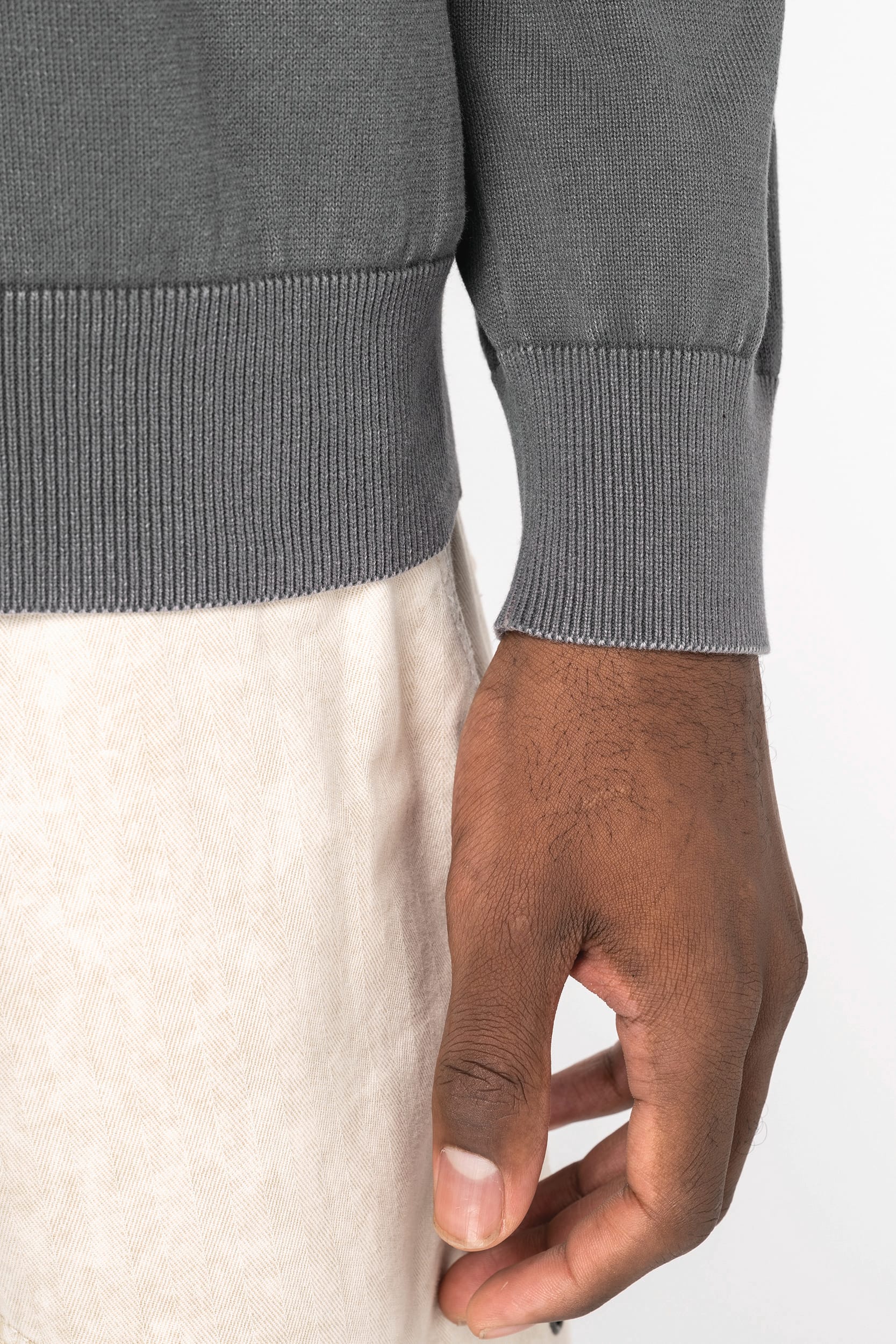 Camisola eco-responsável decote redondo com aspecto lavado de homem