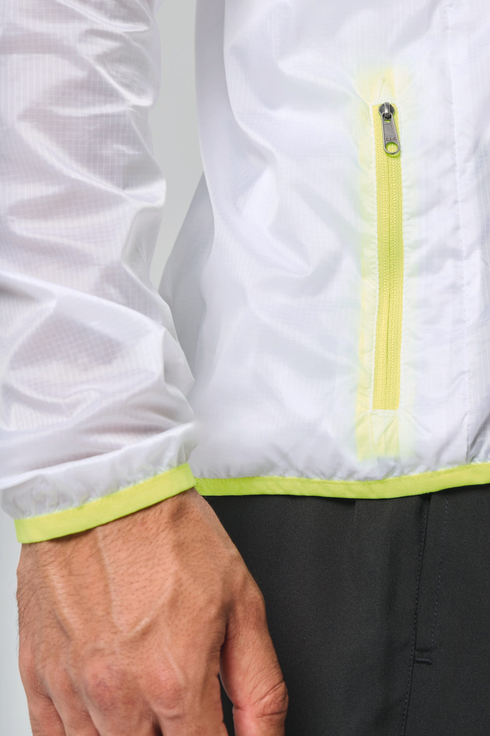 Blusão de desporto ultraleve