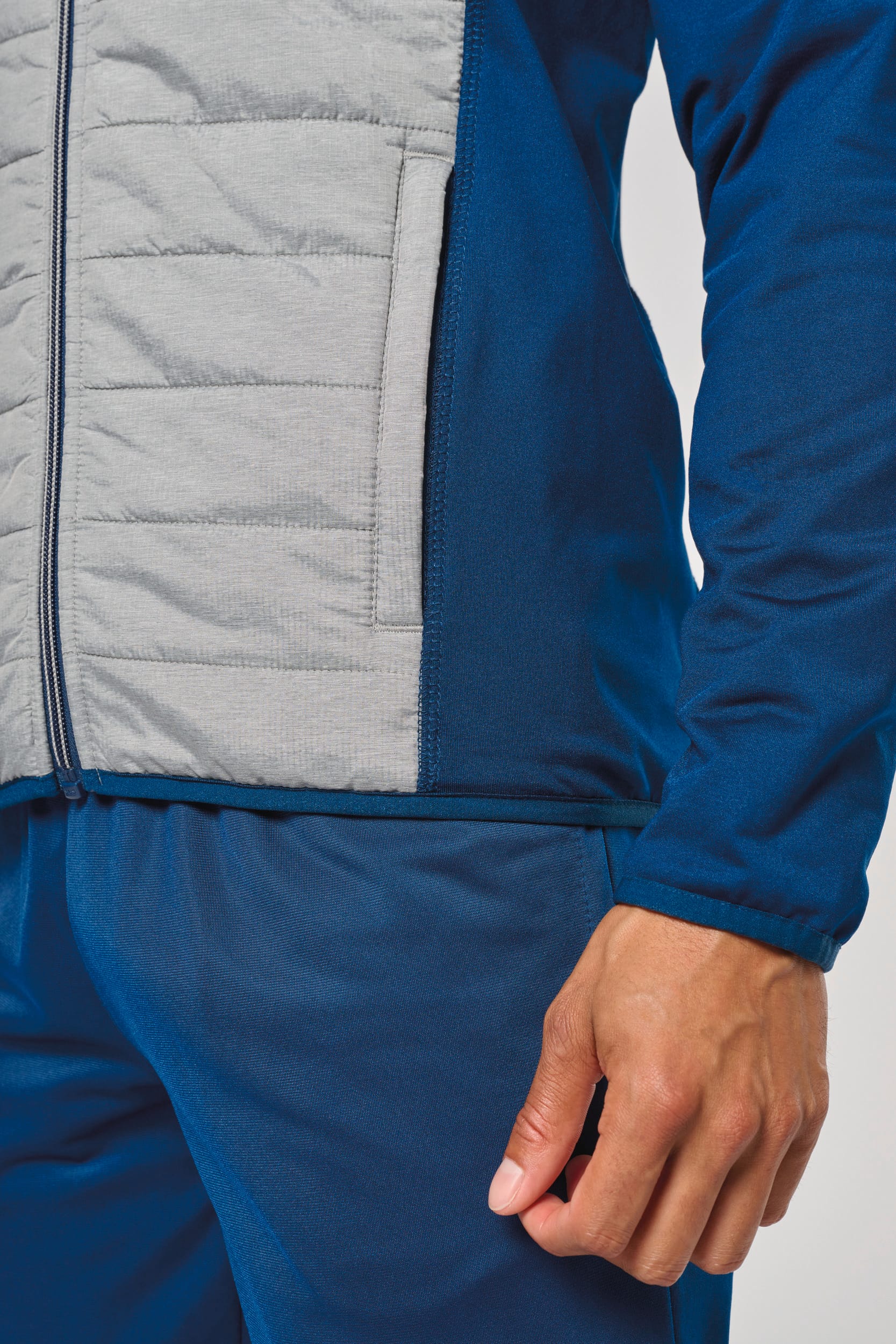 Casaco de desporto bimatéria