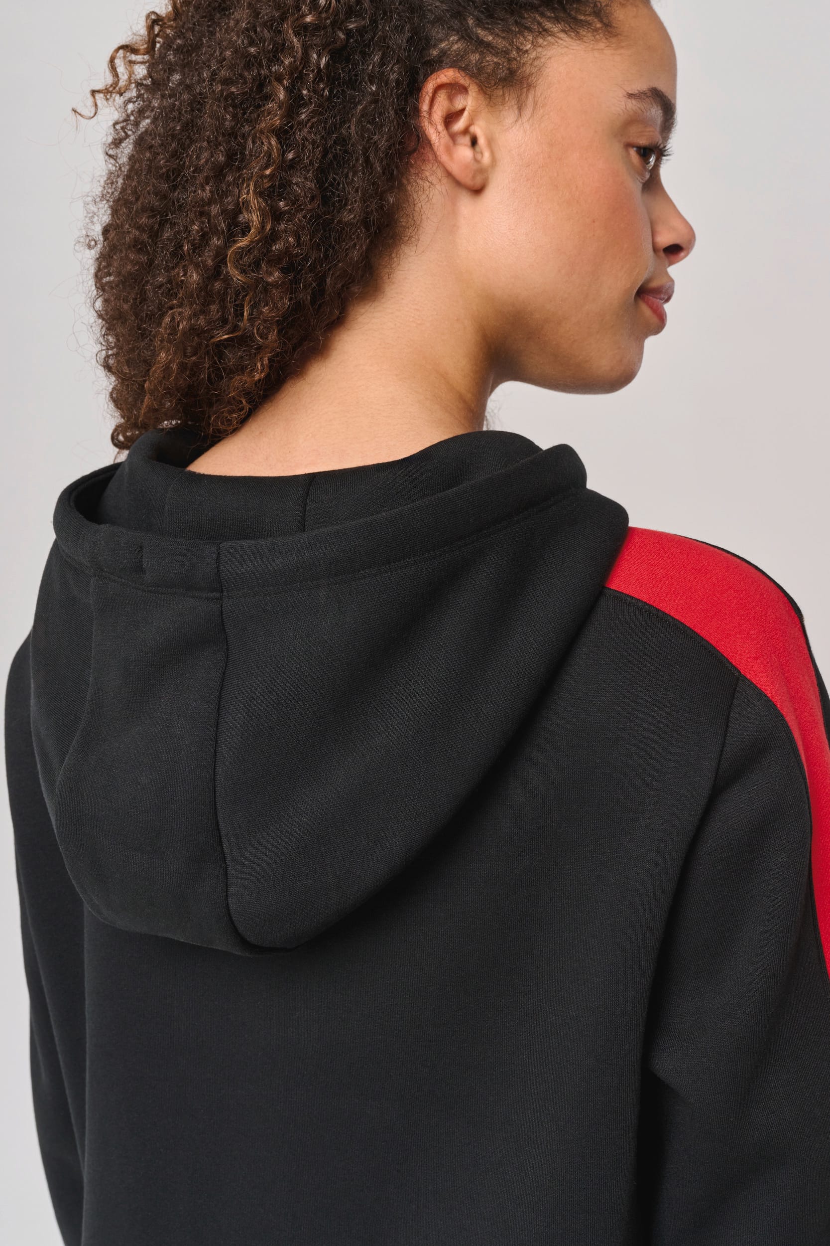 Sudadera de equipo bicolor con capucha unisex