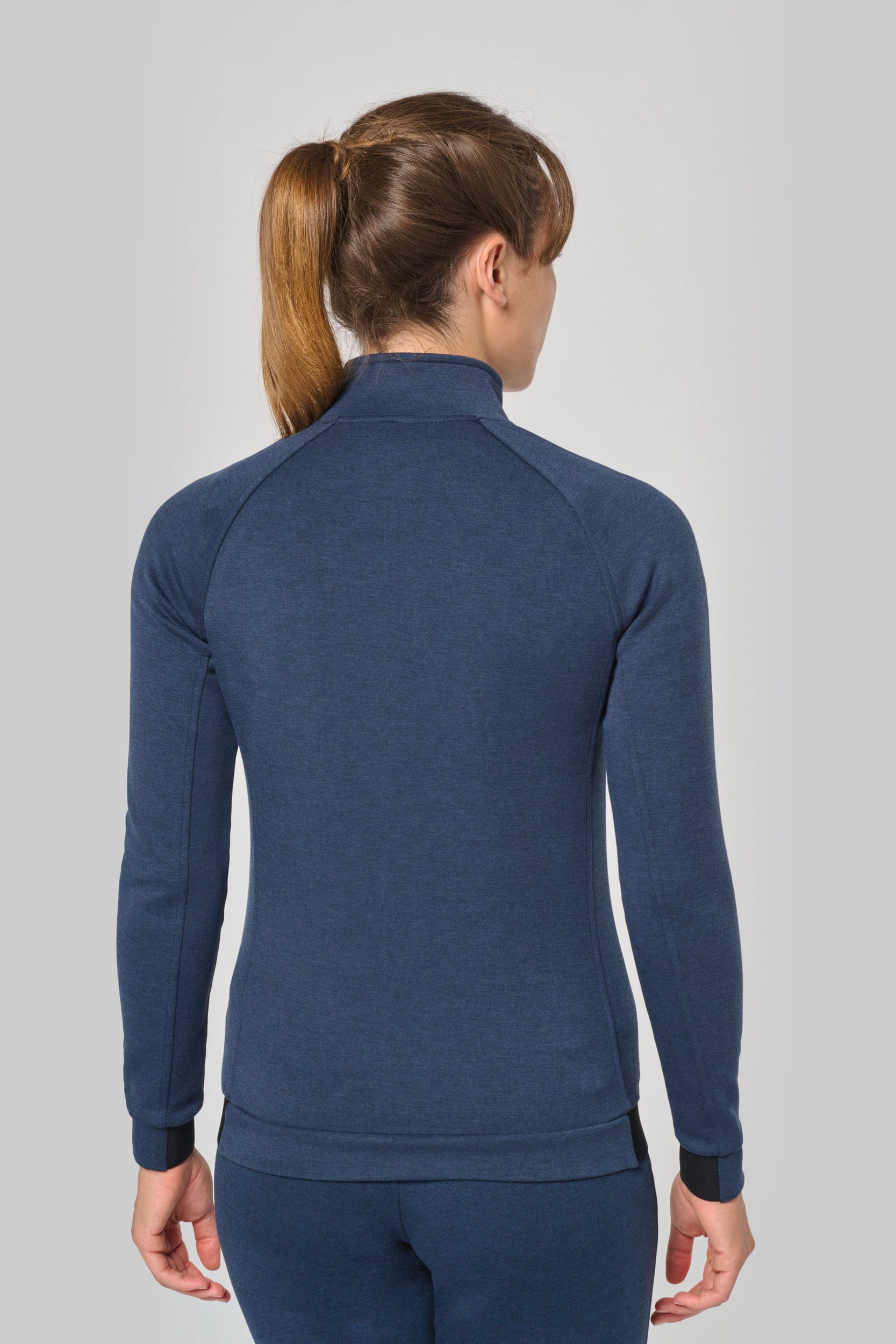 Casaco de senhora com gola subida