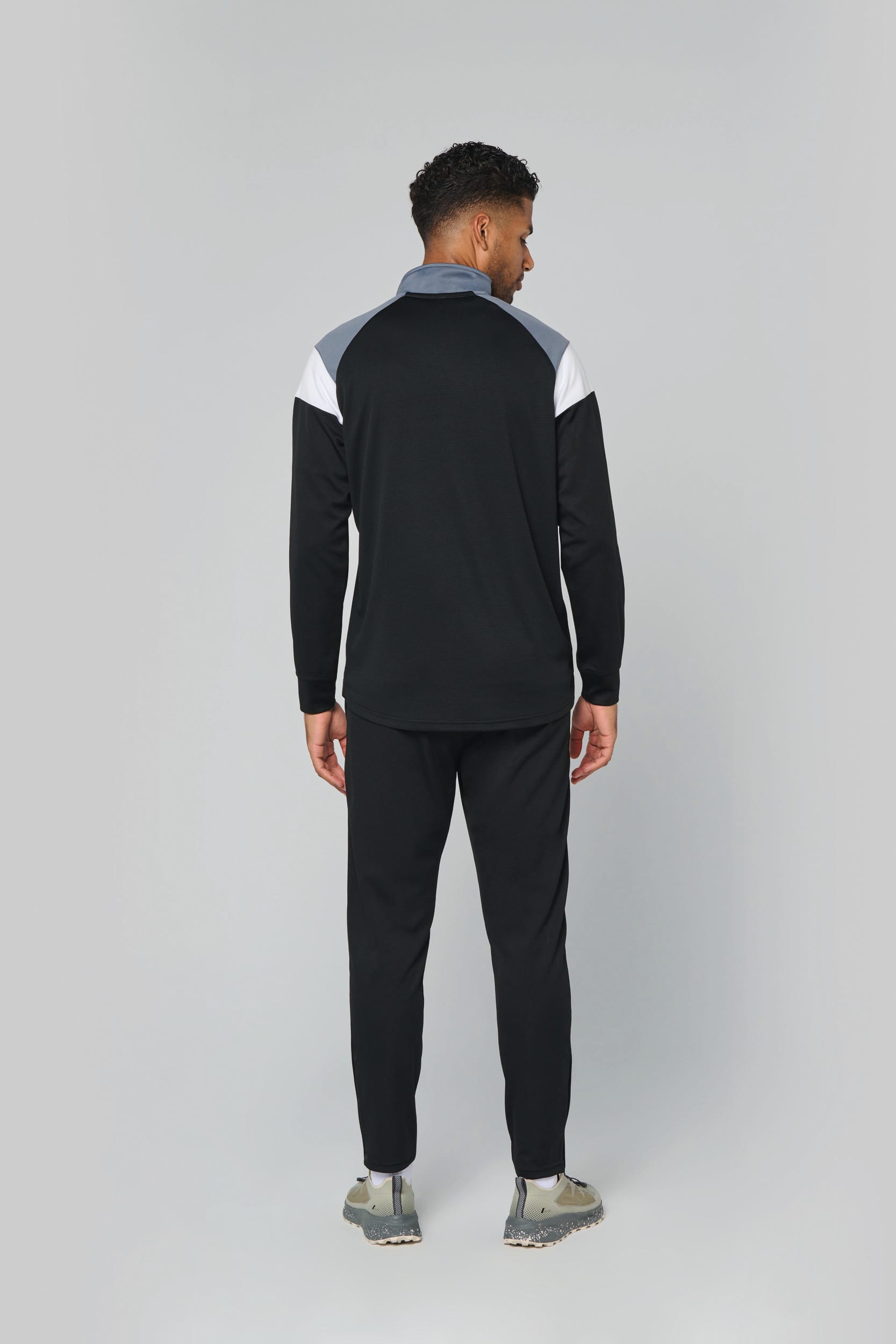 Sweat d&rsquo;entrainement 1/4 zip unisexe - Image 5