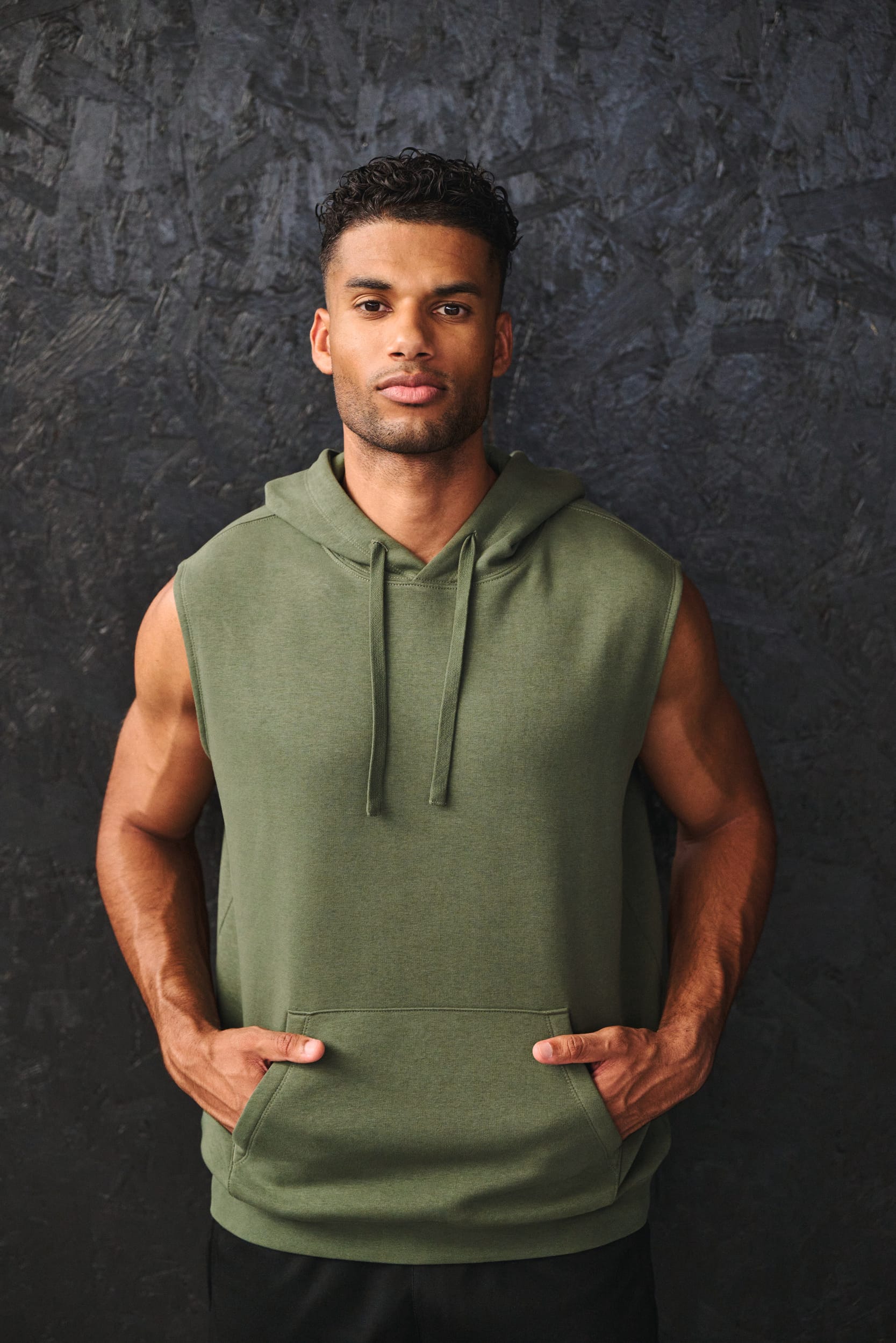 Sweat-shirt à capuche sans manches unisexe - Image 5