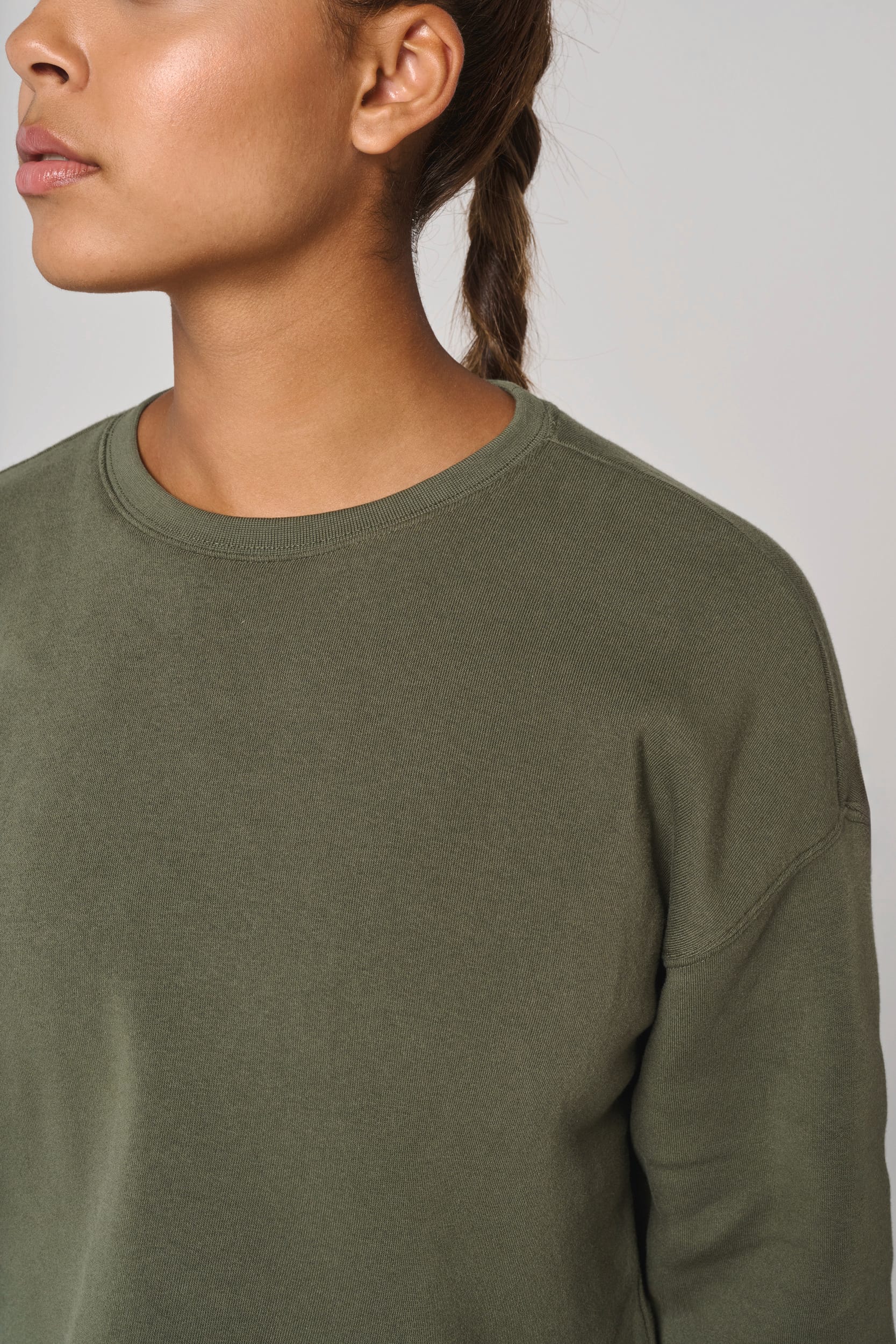 Sweat-shirt crop col rond femme - Image 6