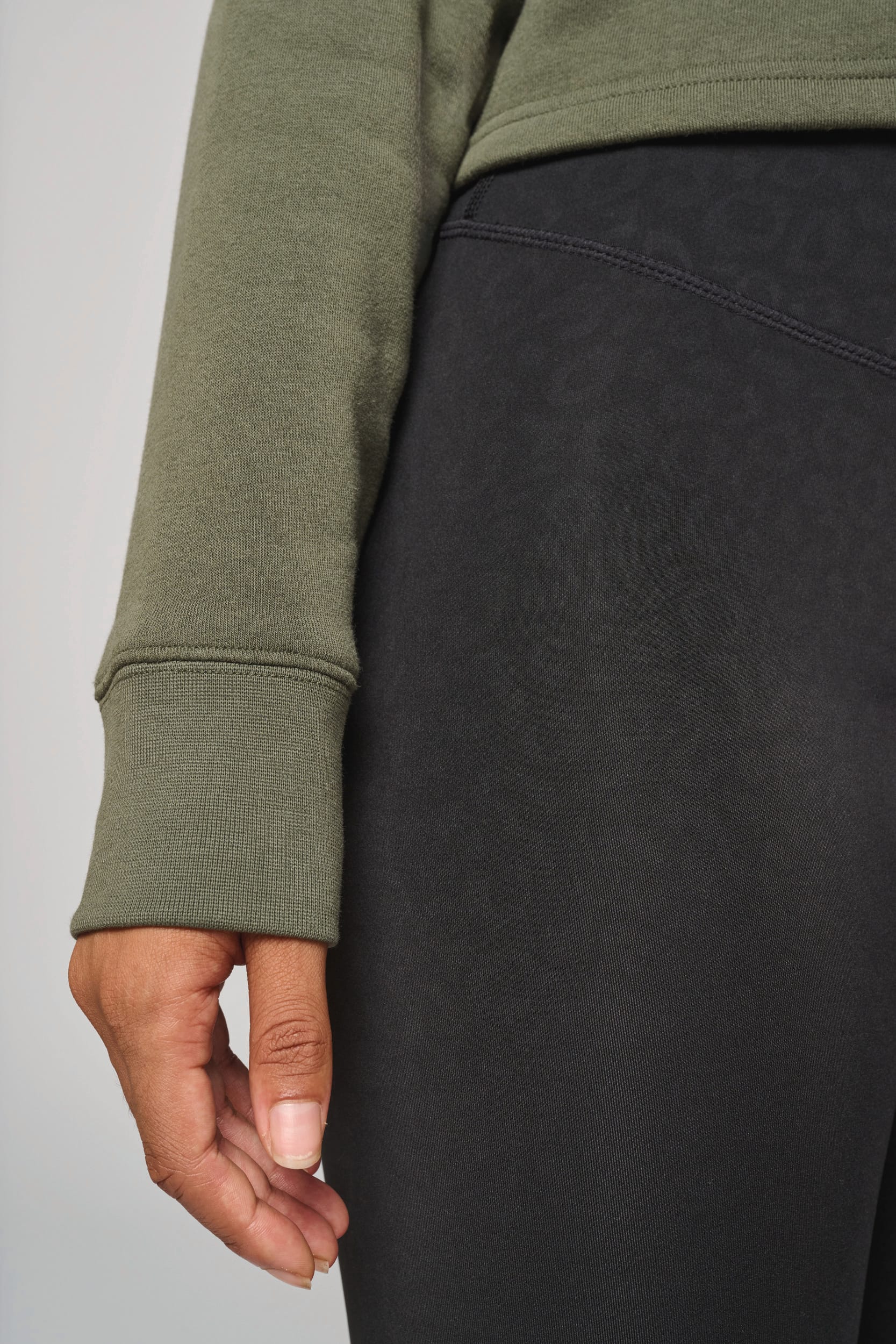 Sweat-shirt crop col rond femme - Image 9