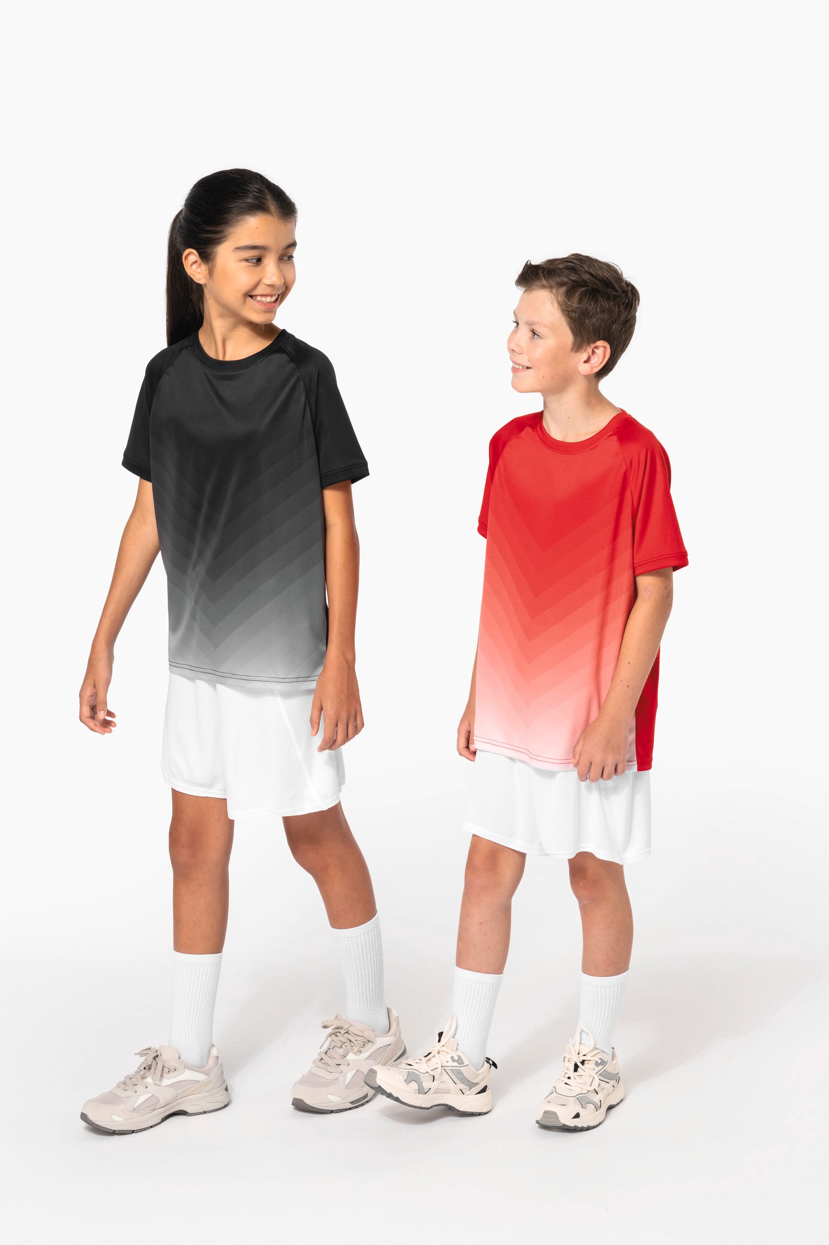 T-shirt multidesporto em poliéster sublimado de criança