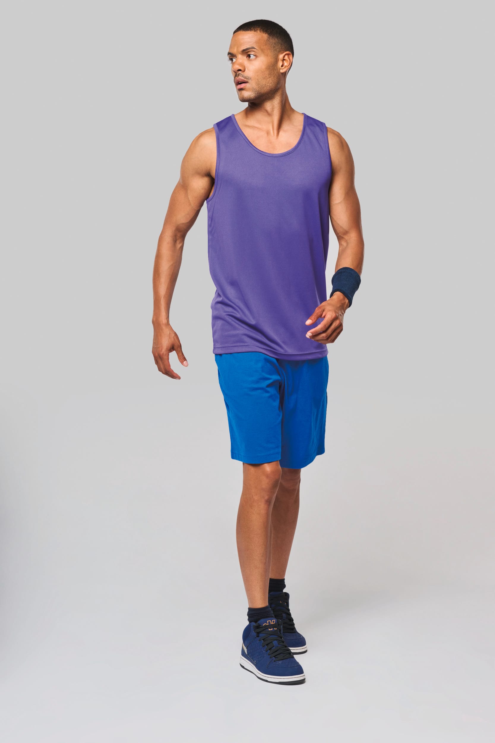 Camiseta tirantes deporte hombre sale