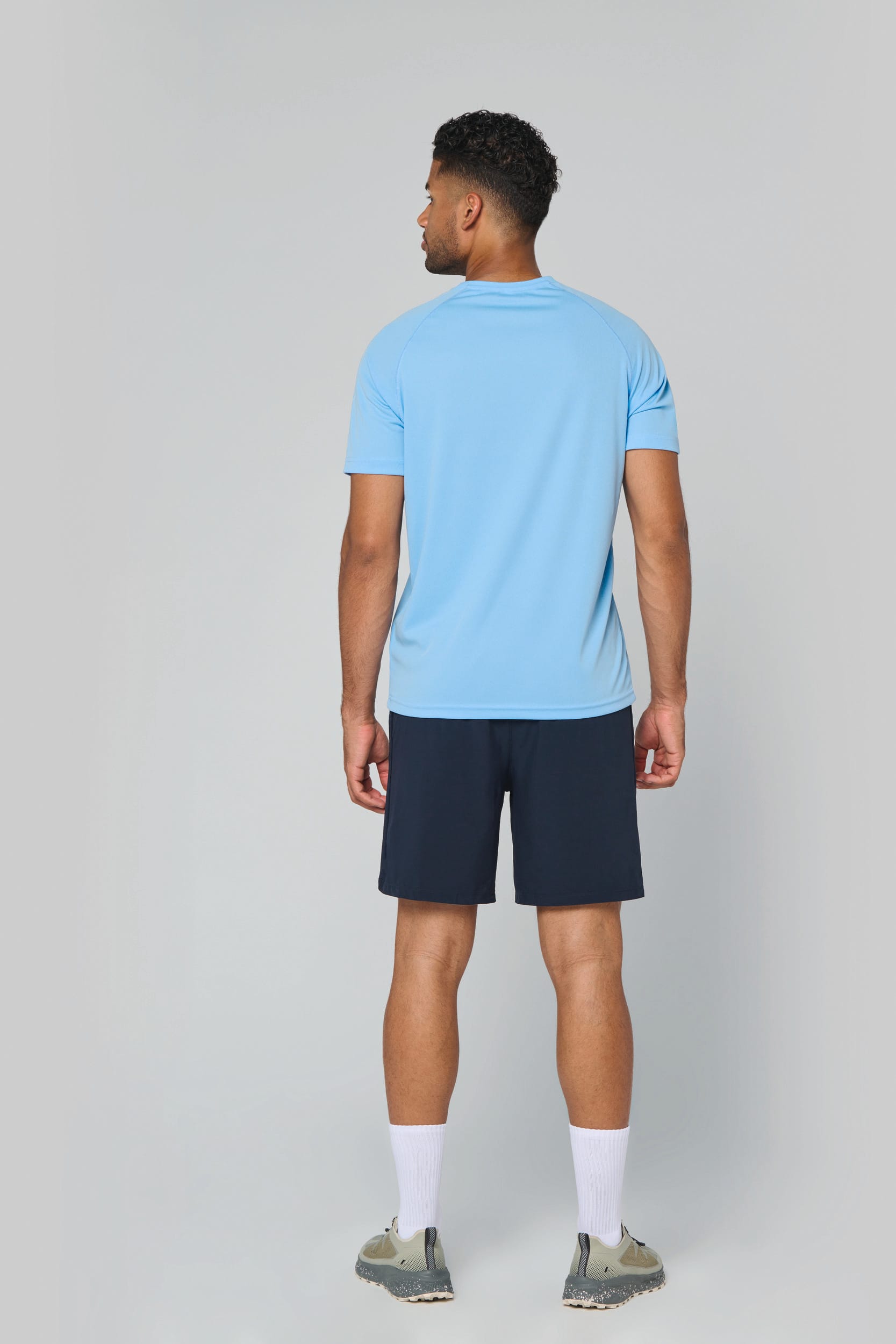 T-shirt de sport manches courtes col v homme - Image 3