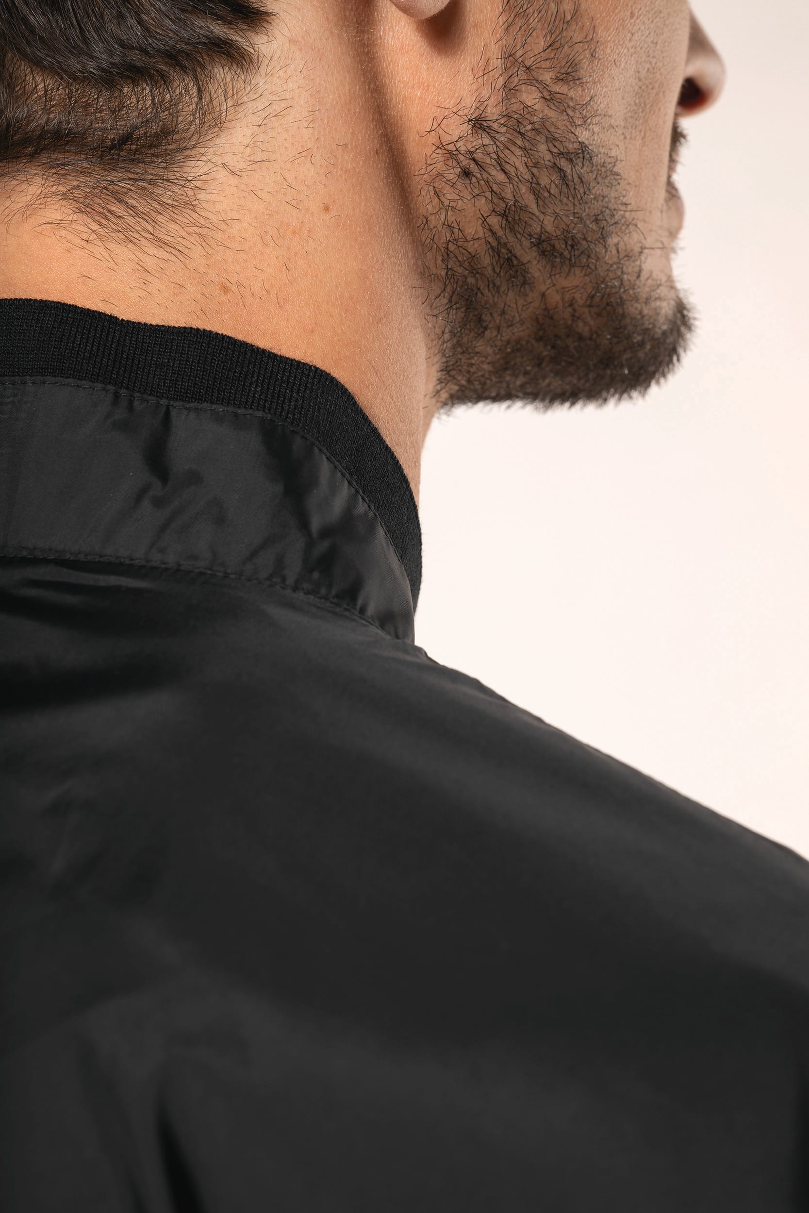 Blusão leve de homem