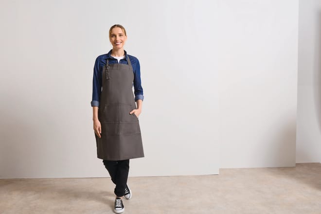 ‘Calibre’ bib apron