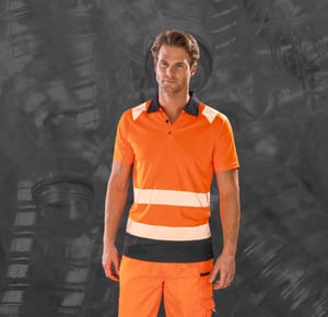 Gerecyclede veiligheidspolo