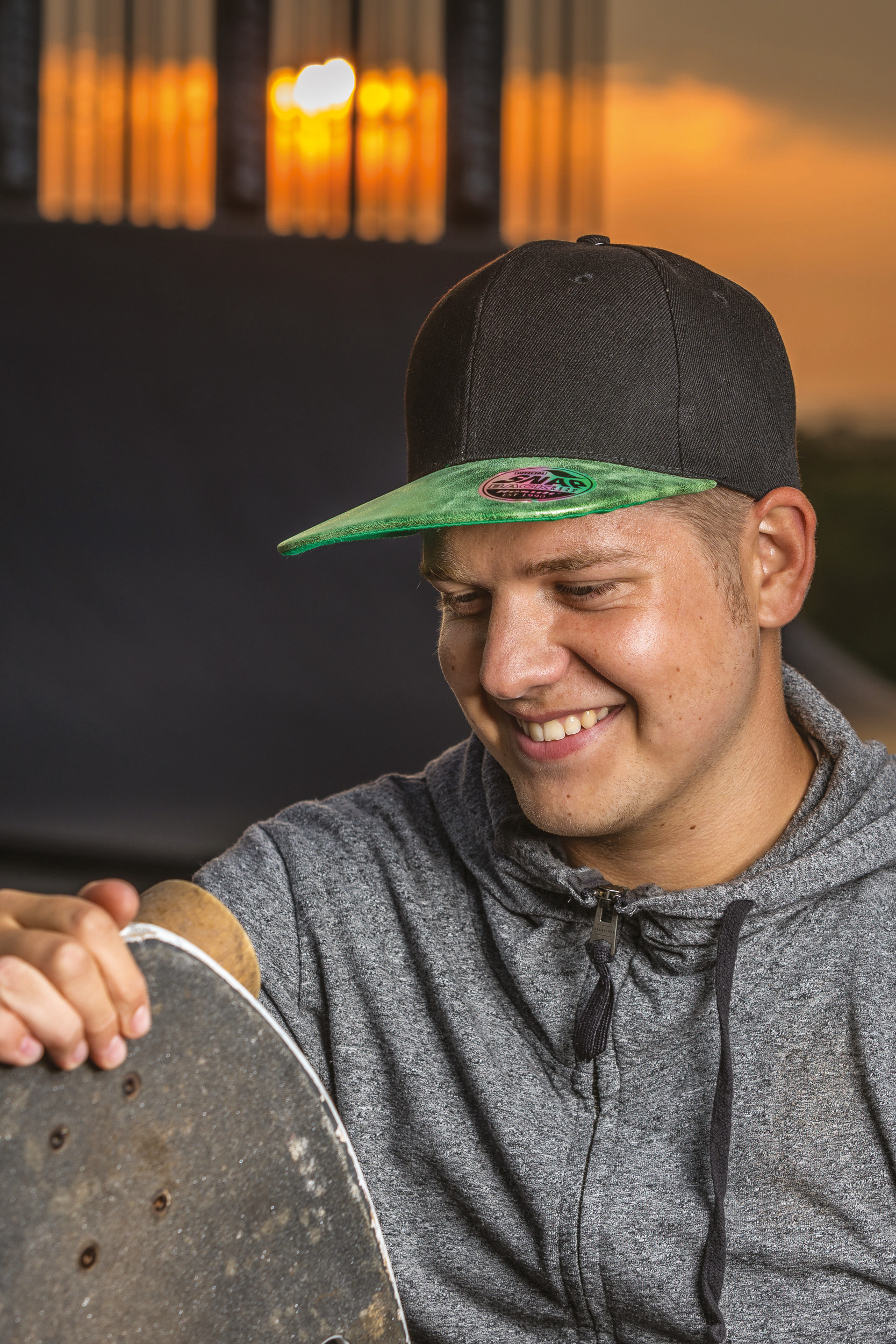 Bronx glitter snapbackpet met platte klep