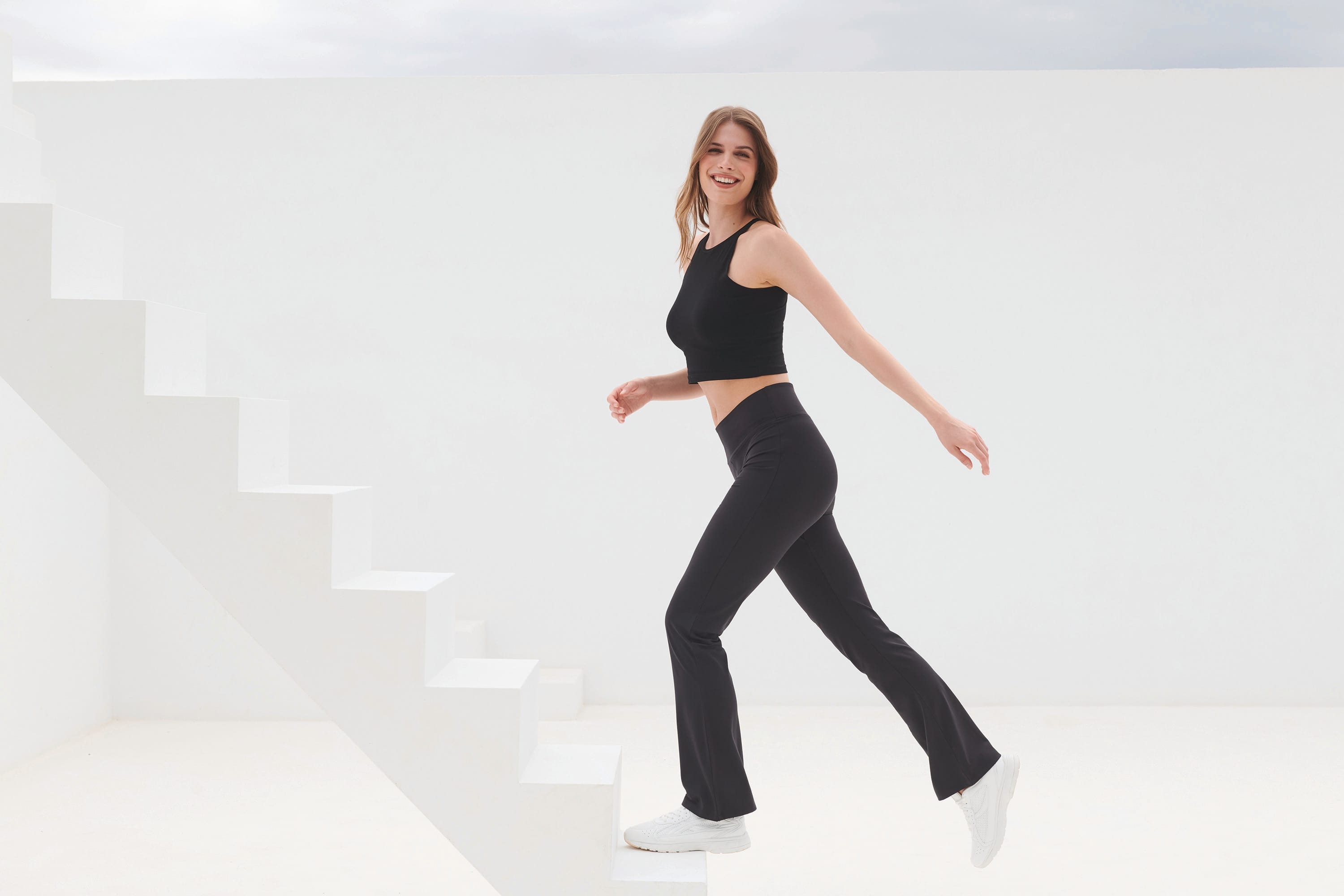 Top curto de senhora