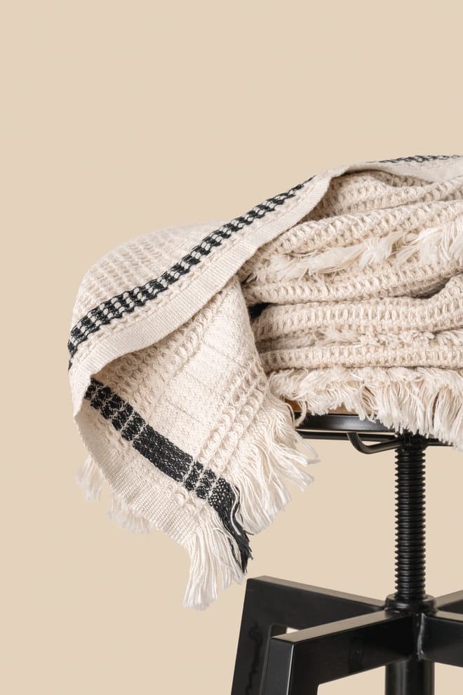 Honeycomb striped plaid