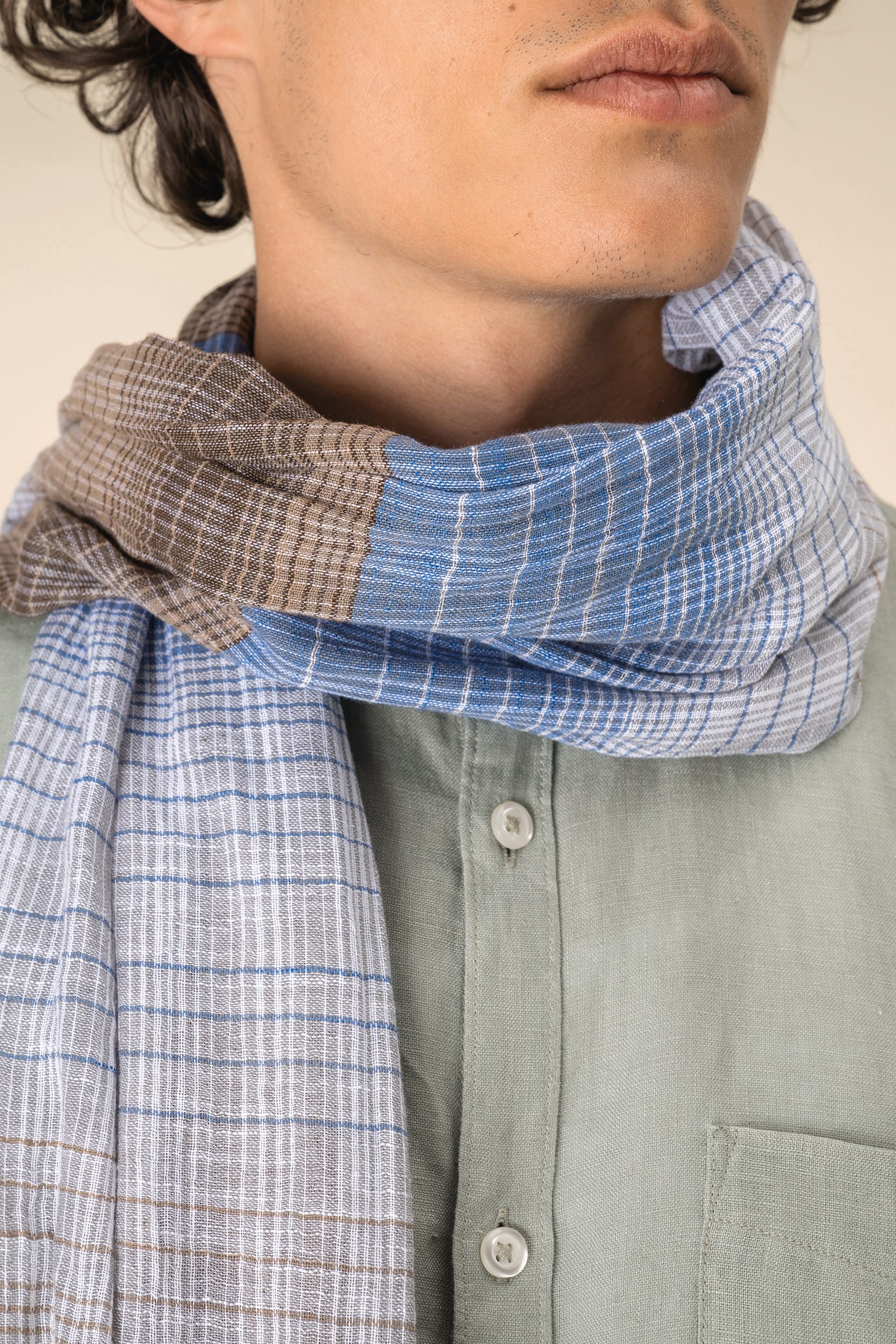 Echarpe às riscas unissexo