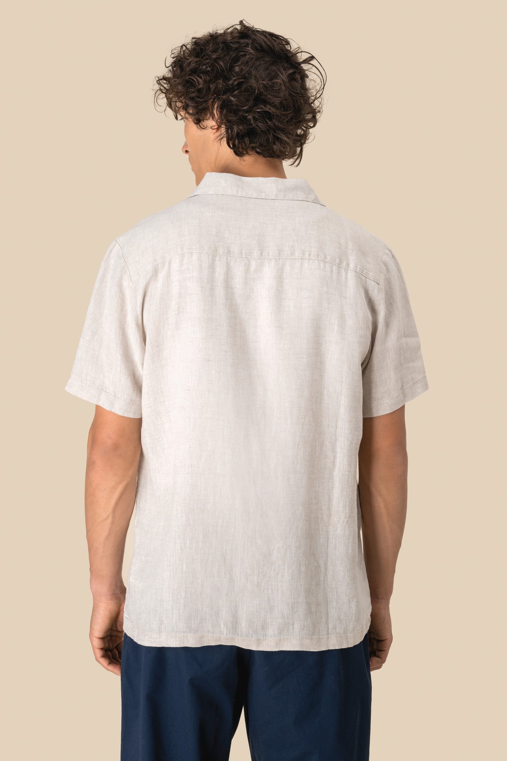 Camisa em linho de homem