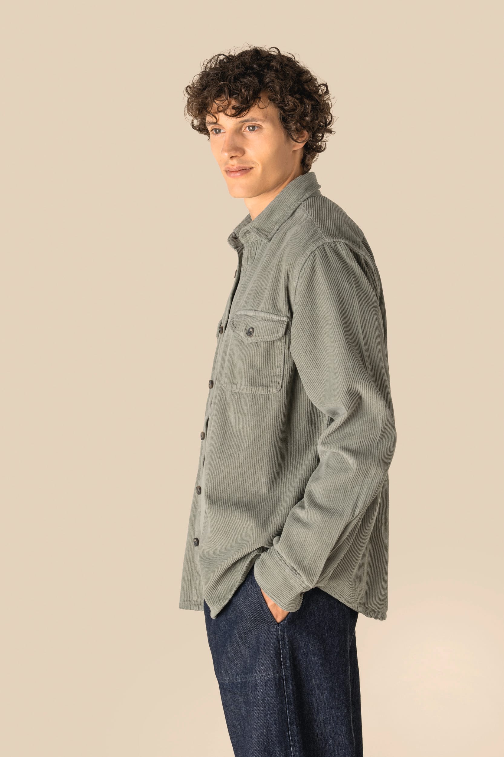 Surchemise écoresponsable délavée en velours côtelé homme - Image 3