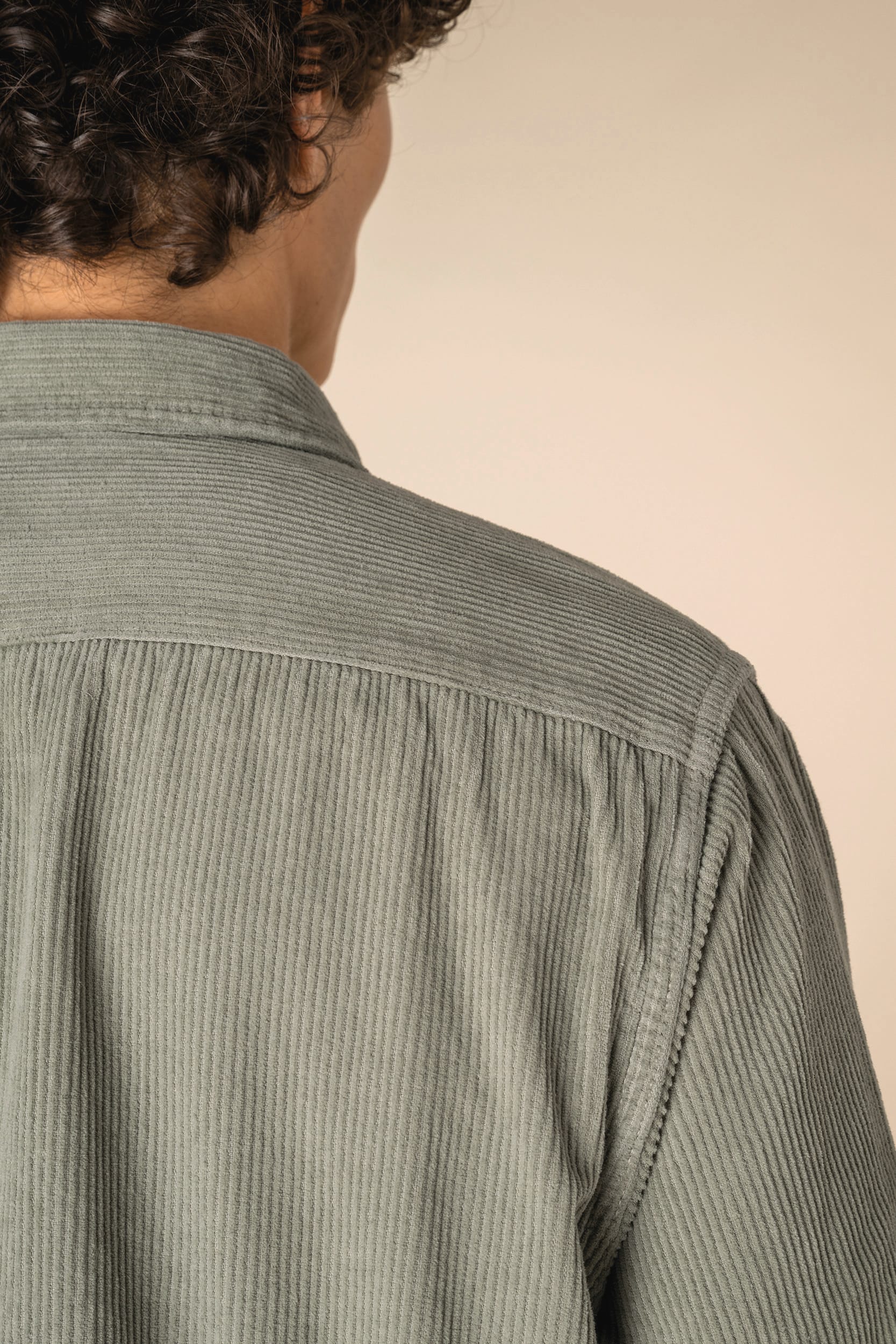 Surchemise écoresponsable délavée en velours côtelé homme - Image 5