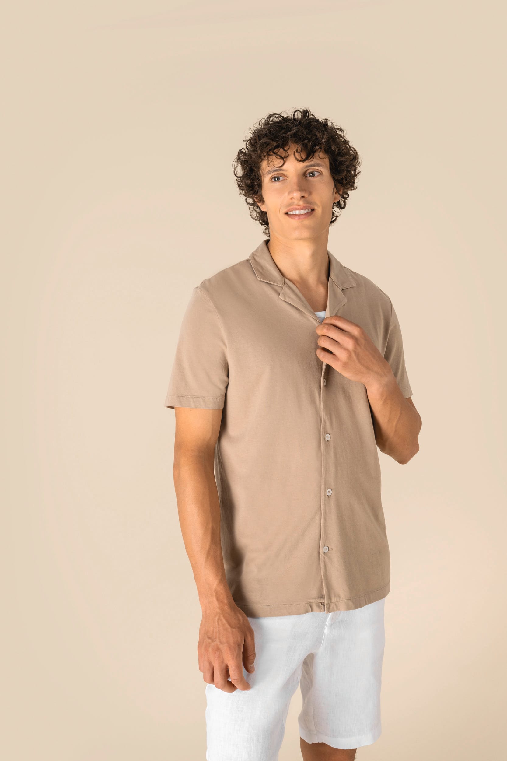 Chemise écoresponsable à col bowling délavée en jersey manches courtes homme - Image 3