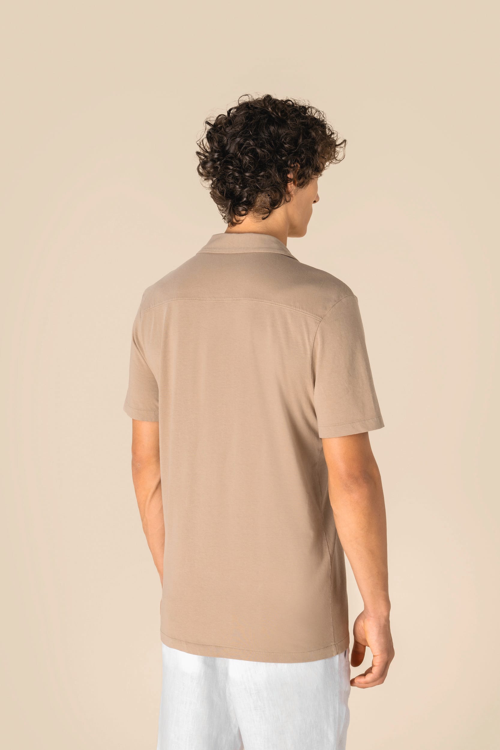 Chemise écoresponsable à col bowling délavée en jersey manches courtes homme - Image 4