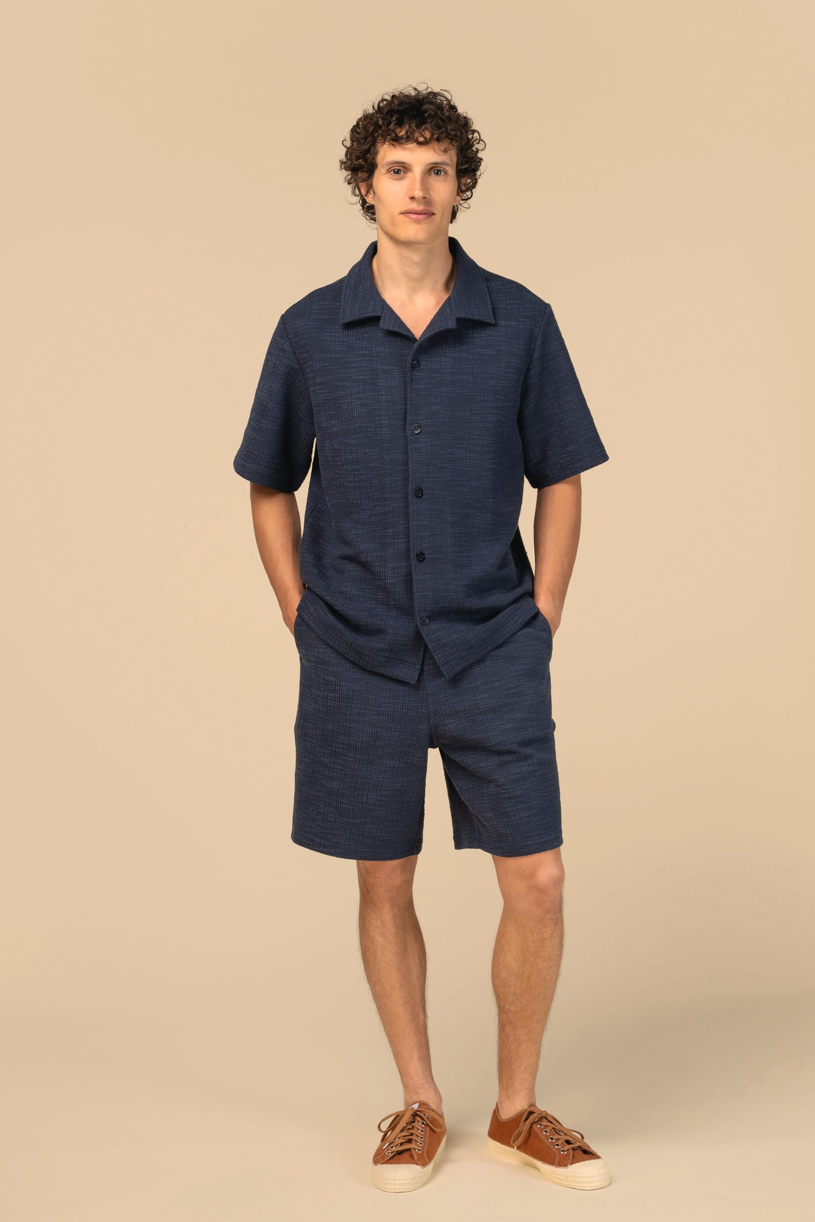 Bermuda texturizada para hombre