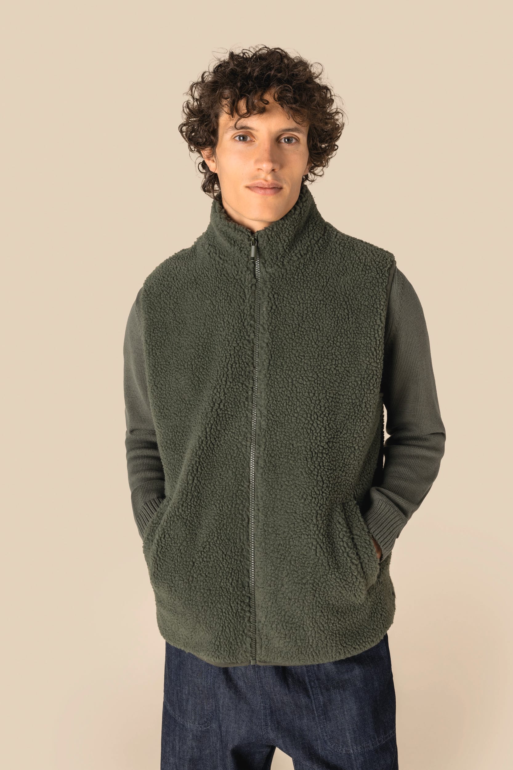 Colete em sherpa de homem