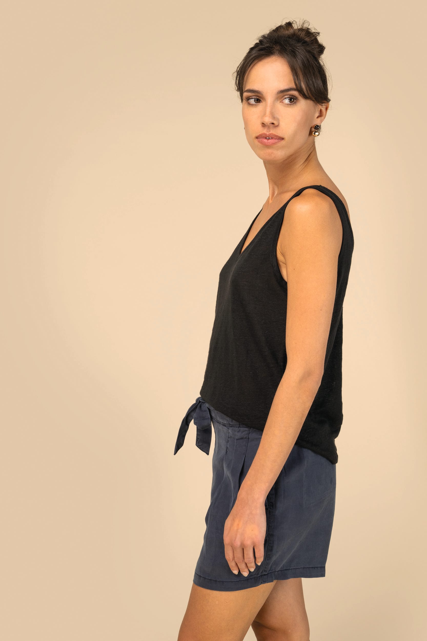SHORTS ECORRESPONSABLES DE LYOCELL Y EFECTO LAVADO MUJER