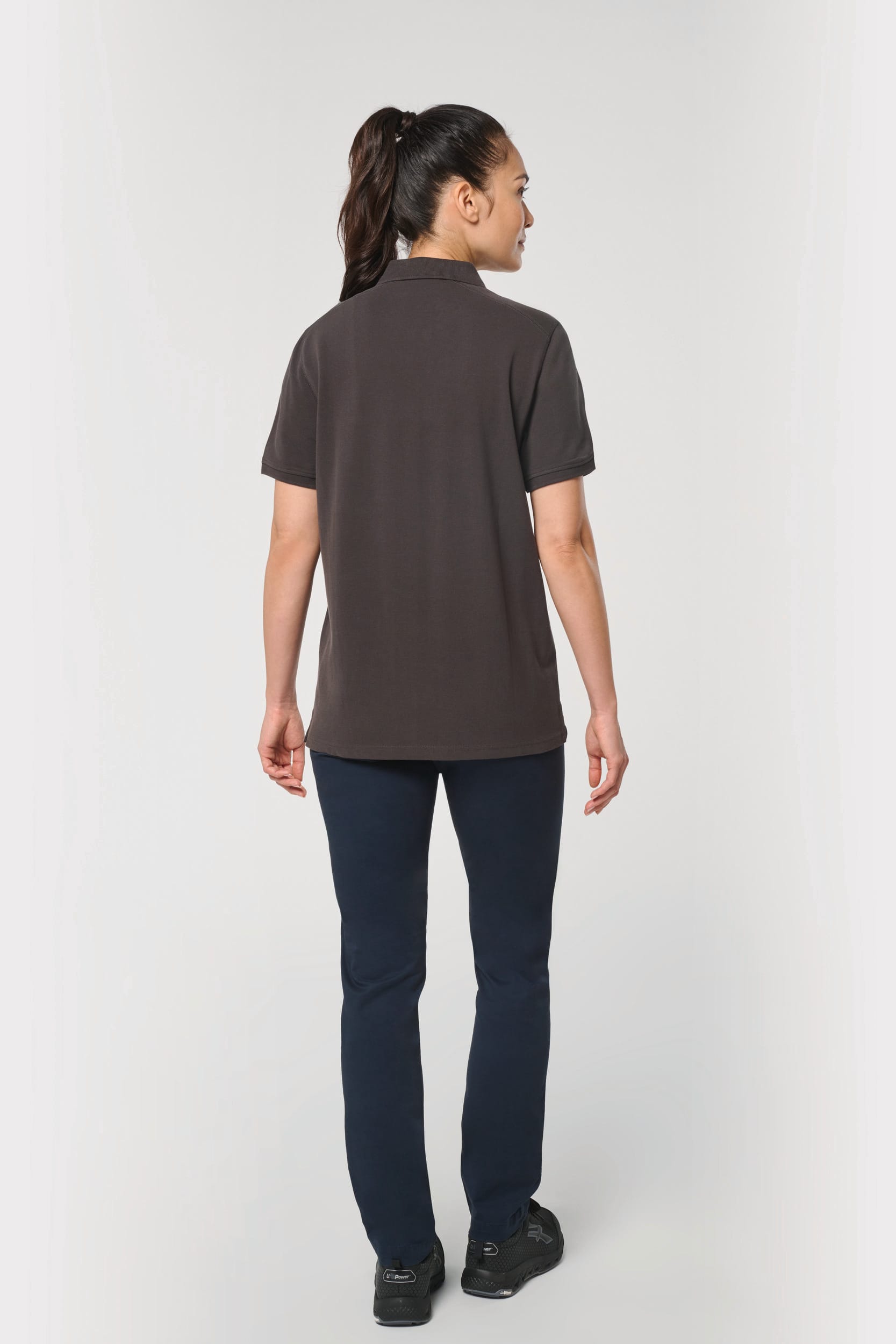 Polo unisexe écoresponsable avec poche poitrine - Image 11