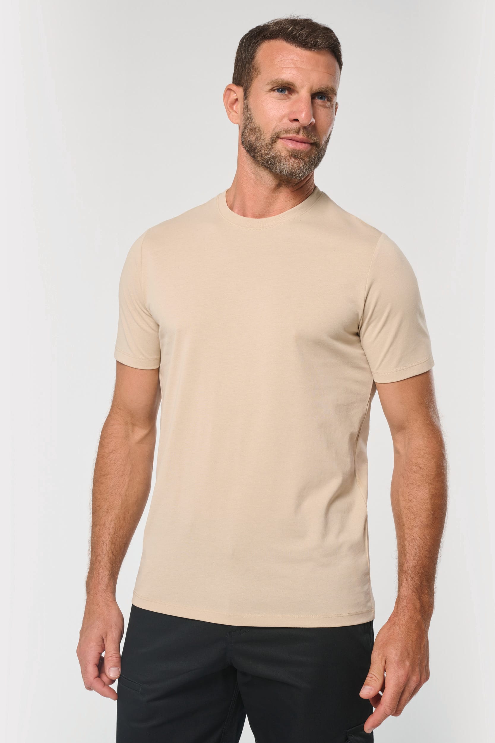 T-shirt com tratamento antibacteriano de homem