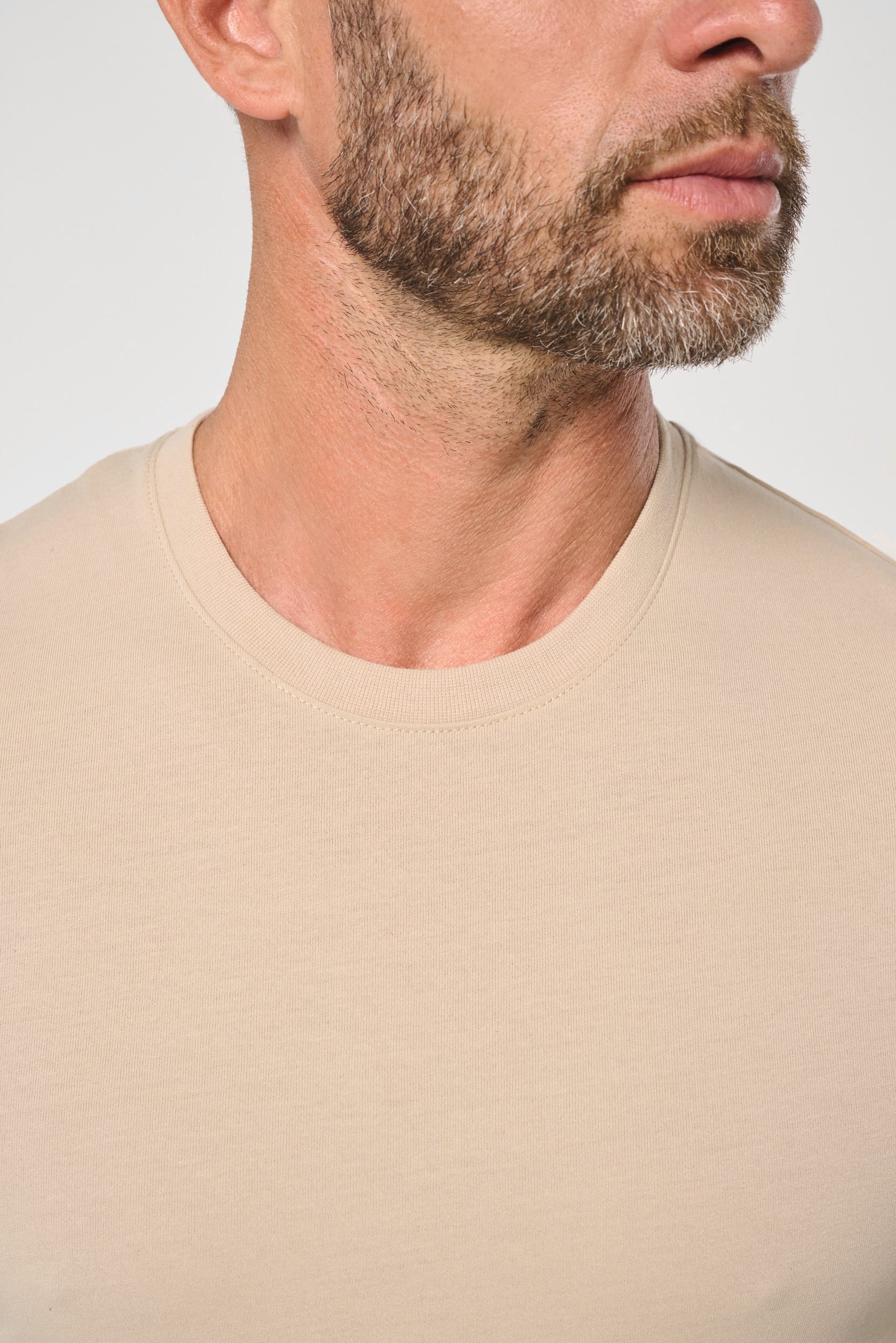 T-shirt com tratamento antibacteriano de homem