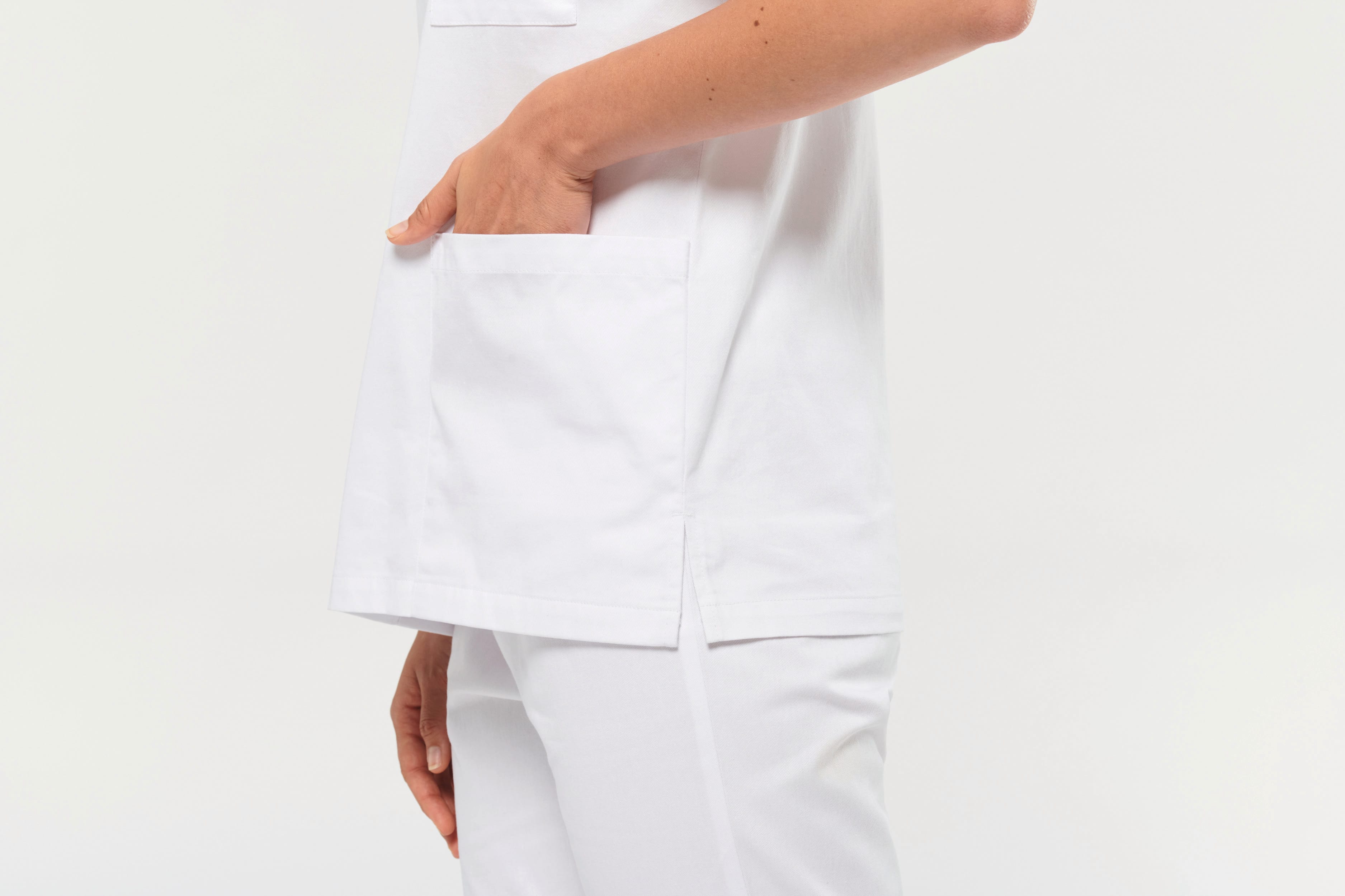 Túnica de manga curta em algodão unissexo