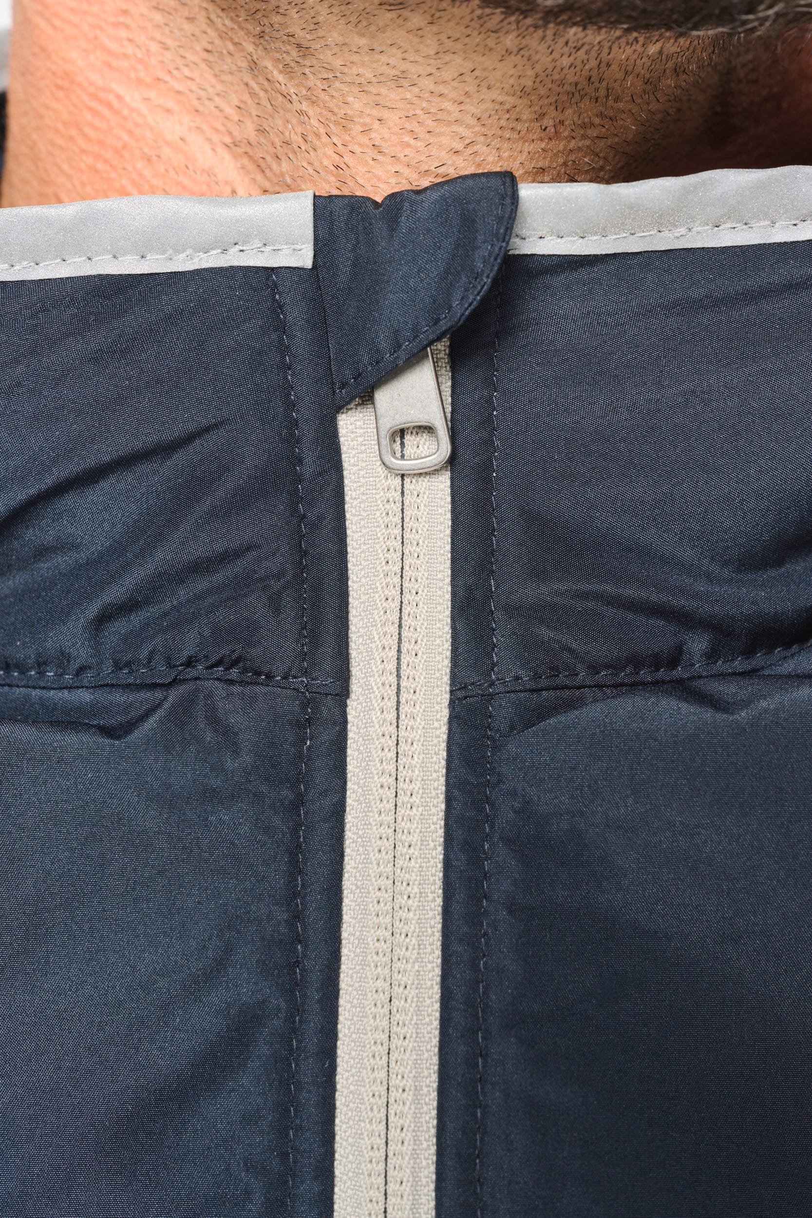 Colete térmico com 4 camadas