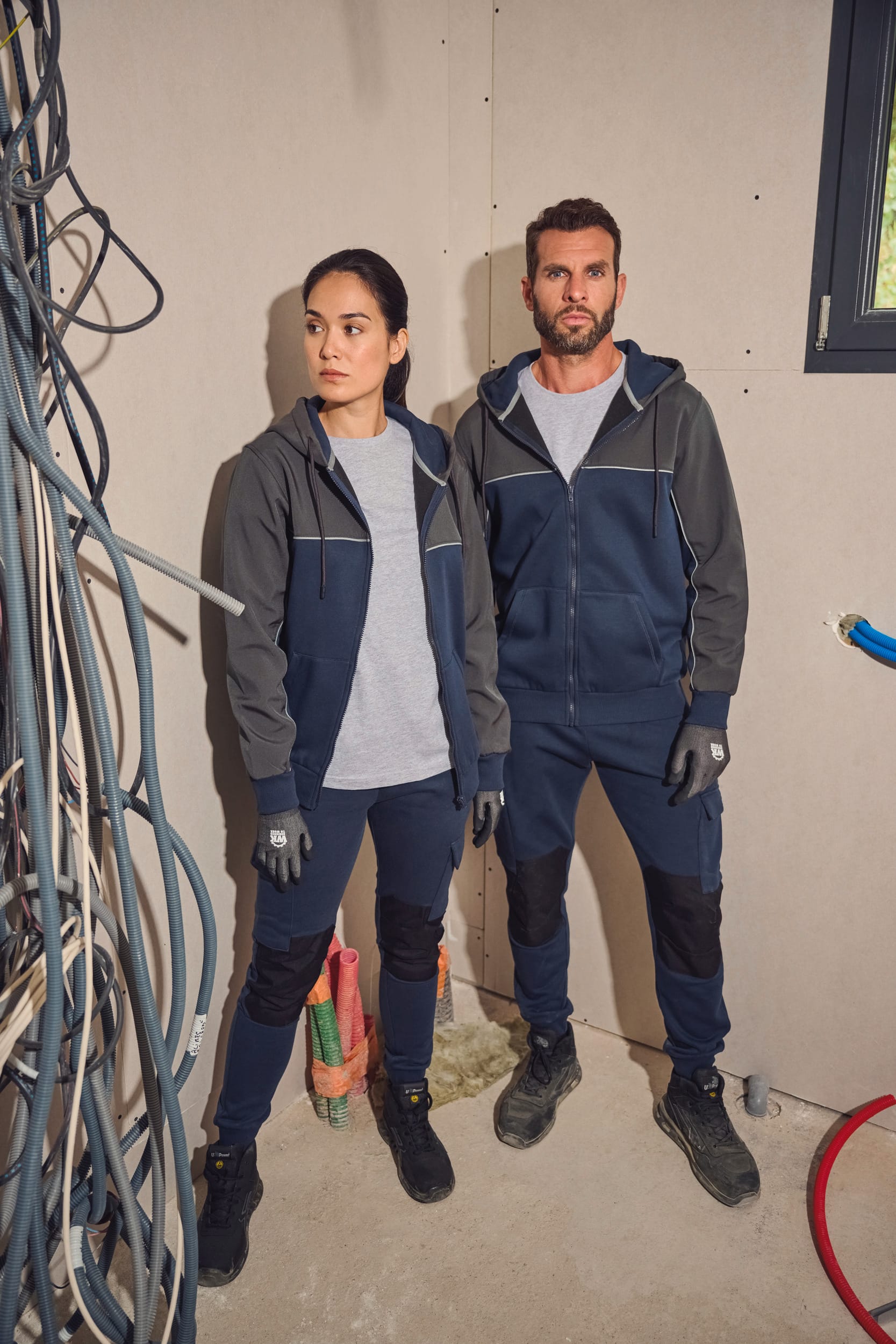 Veste molleton bicolore zippée à capuche écoresponsable unisexe - Image 8