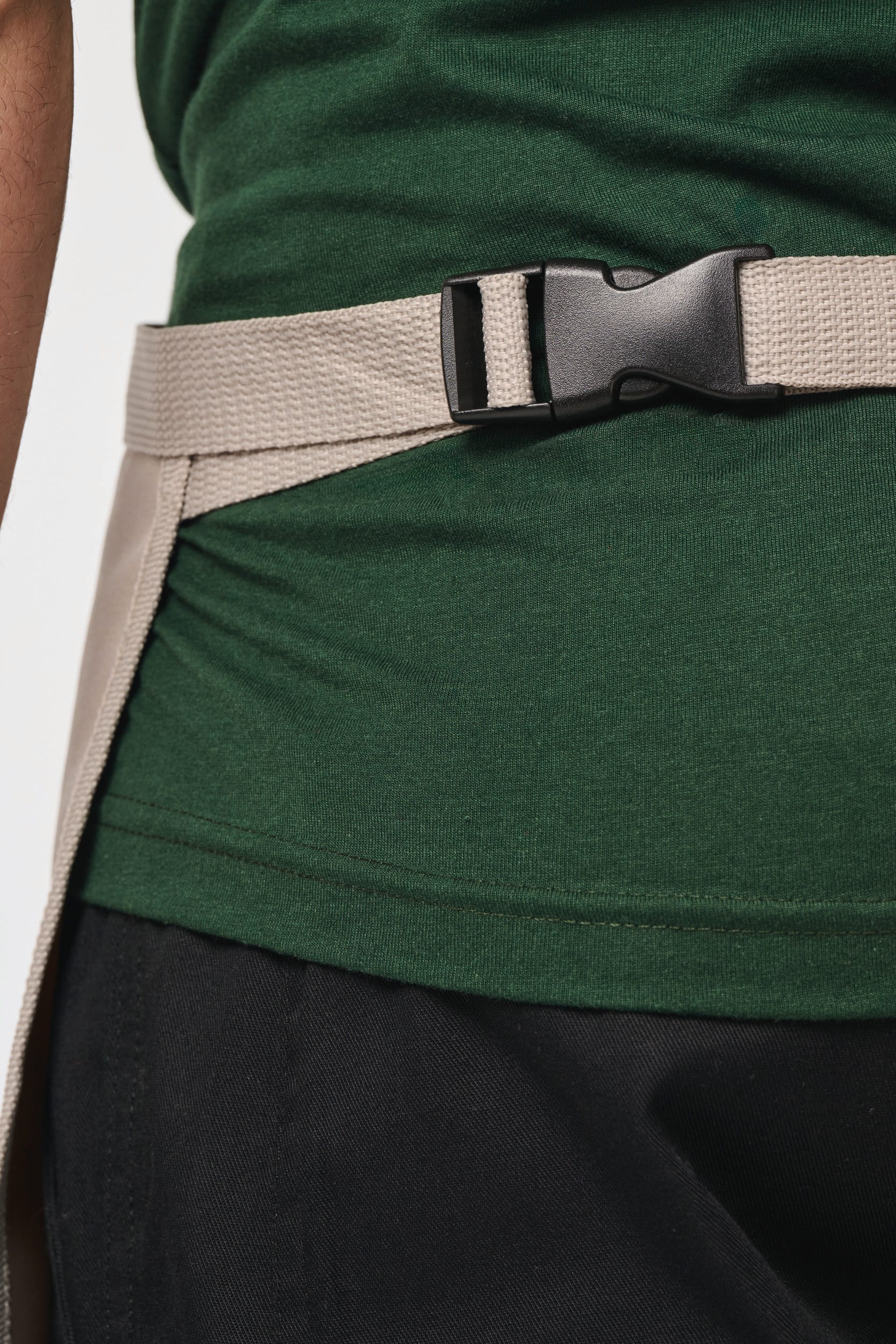 Tablier court de jardinage écoresponsable unisexe - Image 10