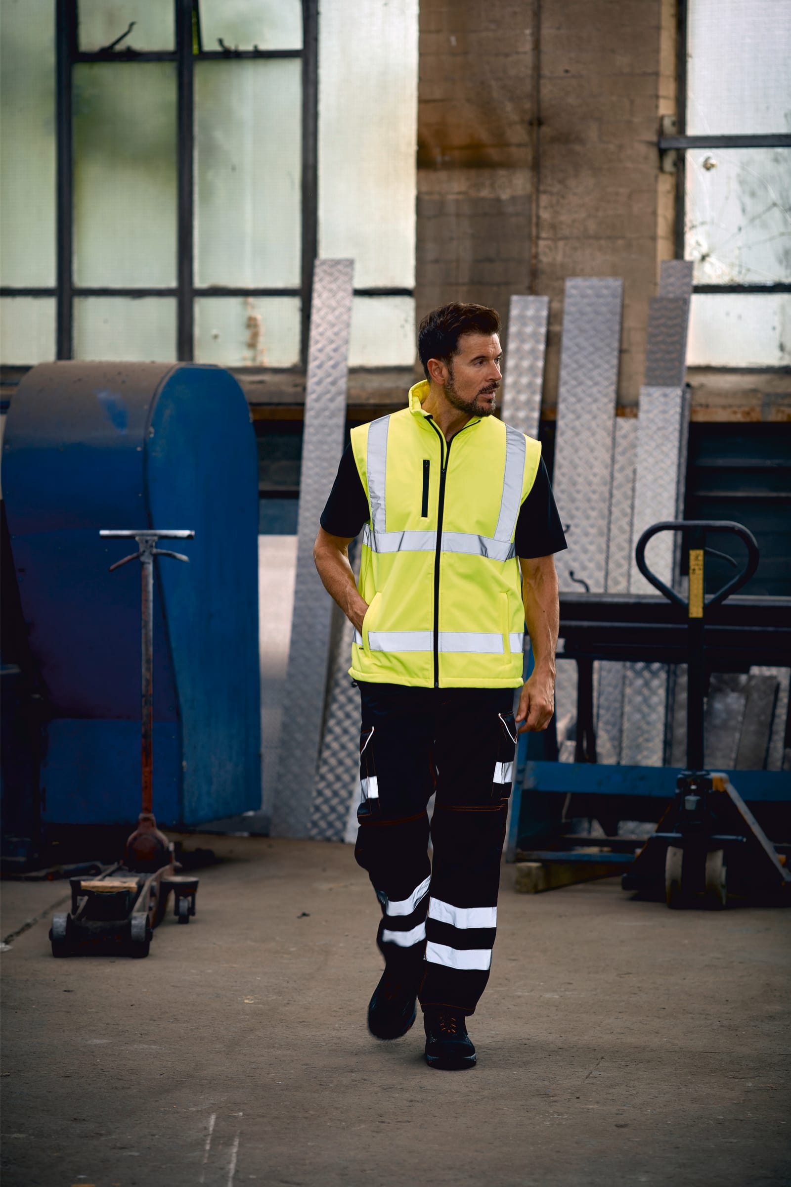 Softshell veiligheidsbodywarmer